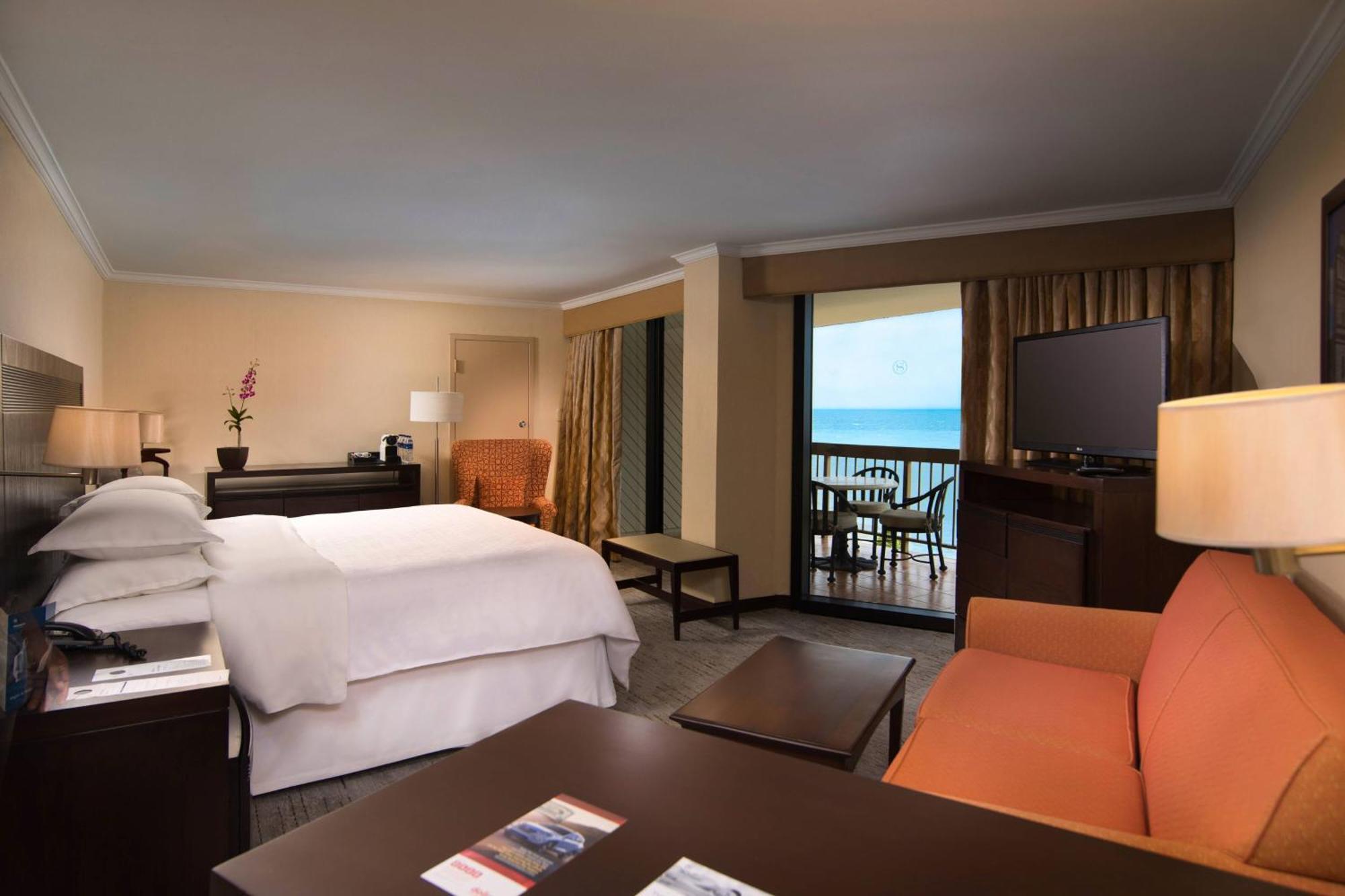 Junior Suite con 1 Camera con 1 Letto King-Size, Balcone e Accesso Lounge Club